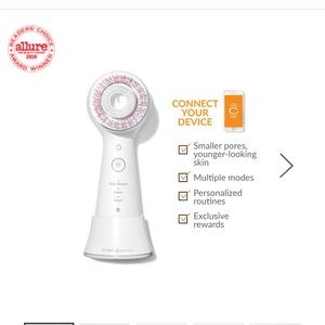 Clarisonic Mia Smart Anti-Aging Cleansing Device